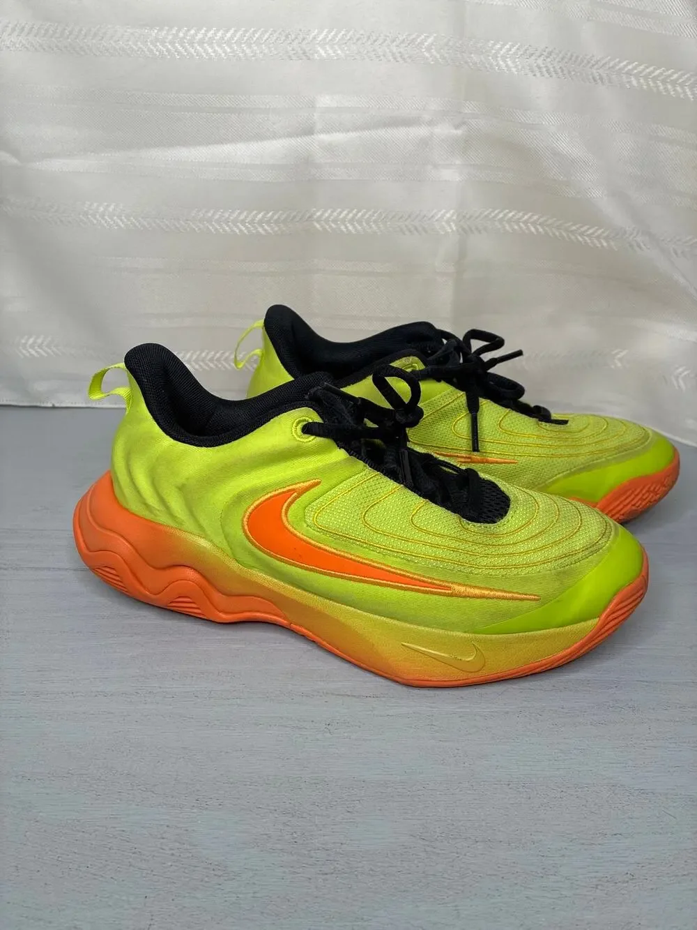Nike Giannis Immortality 4 Basketball Shoes Orange Yellow Size 4Y Pre-Owned
